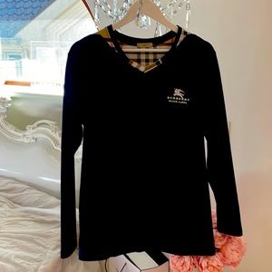Burberry top size 2XL